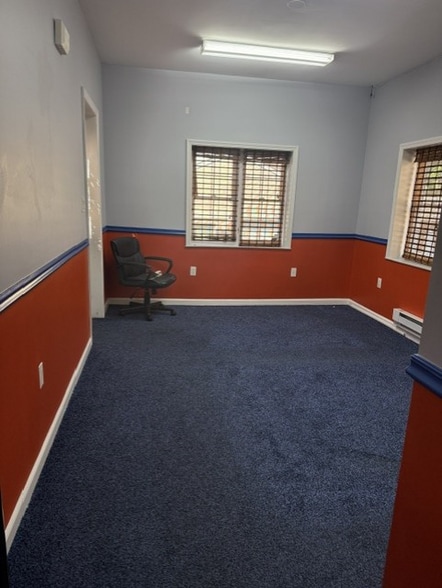 More Photos Of 3717 E Tremont Ave, Bronx Office Residential For Lease