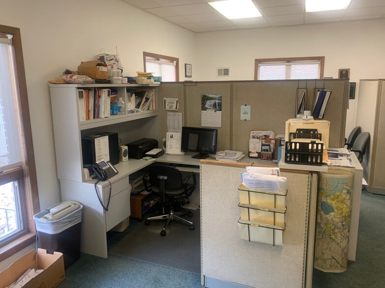 More Photos Of 35 Brant Ave, Clark Office For Sale