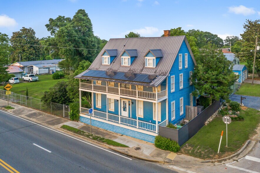 More Photos Of 1748 Georgia St, Alford Specialty For Sale