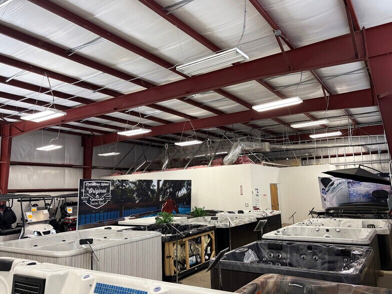More Photos Of 9481 Industrial Center Dr, Ladson Warehouse For Lease
