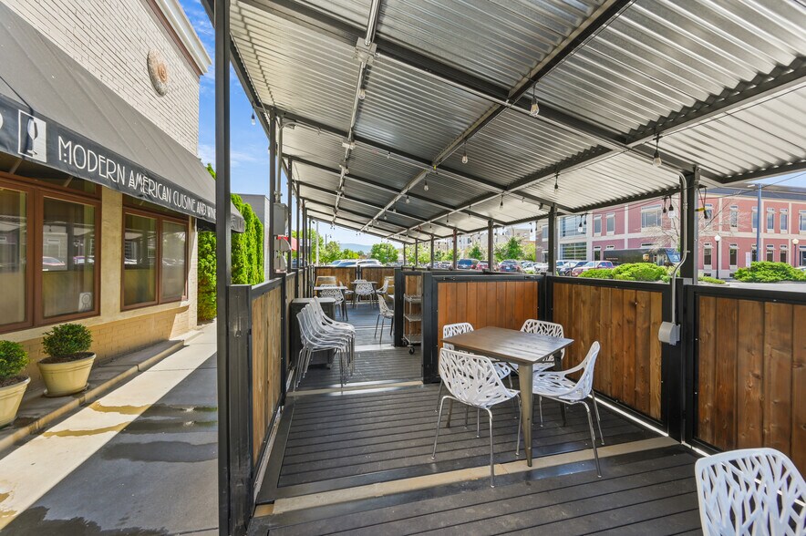 More Photos Of 626 Rood Ave, Grand Junction Restaurant For Sale