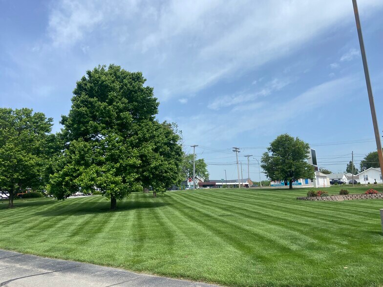 More Photos Of 2120 W Kearney St, Springfield Medical For Sale