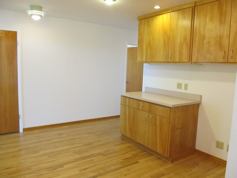 More Photos Of 111 Margaret Ln, Grass Valley Office For Sale