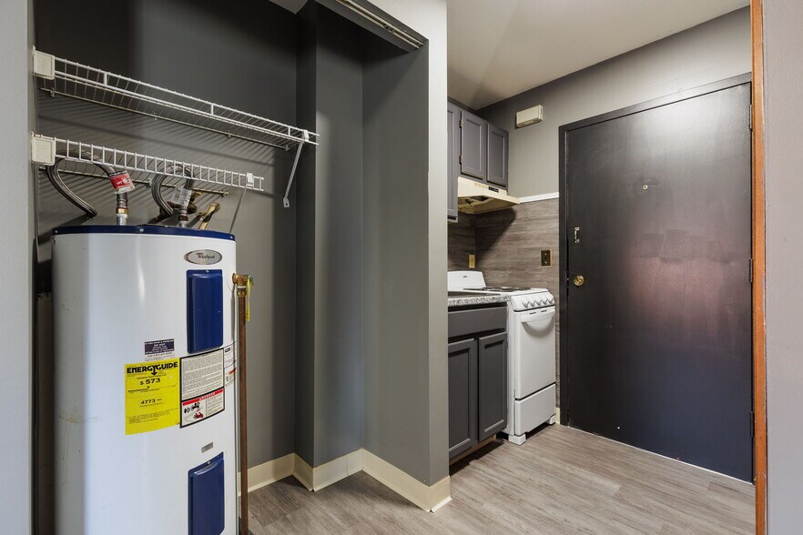 More Photos Of 140 Polk St, Watertown Apartments For Sale
