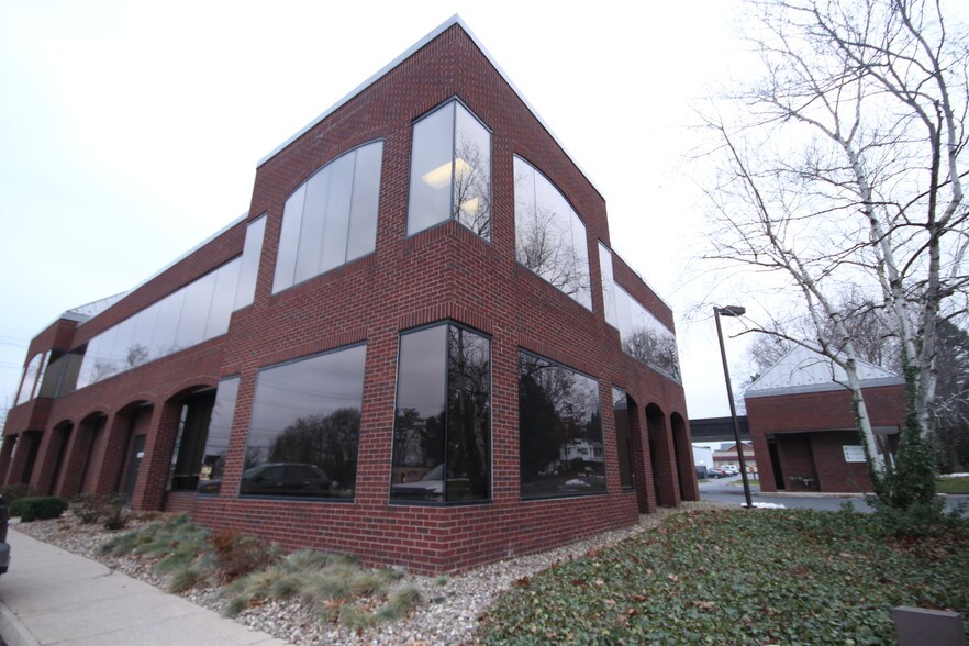 More Photos Of 1423 N Atherton St, State College Office For Sale