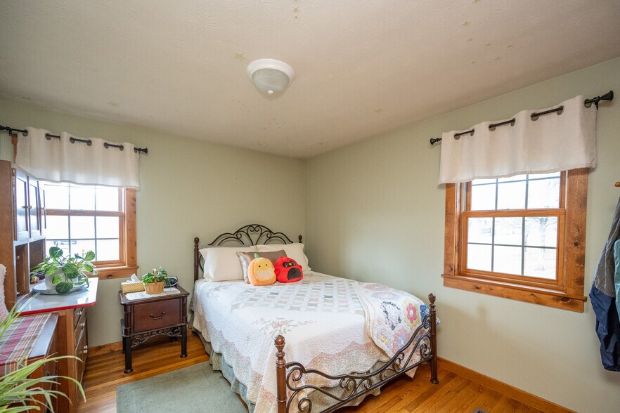 More Photos Of 17848 Garrett Hwy, Oakland Apartments For Sale