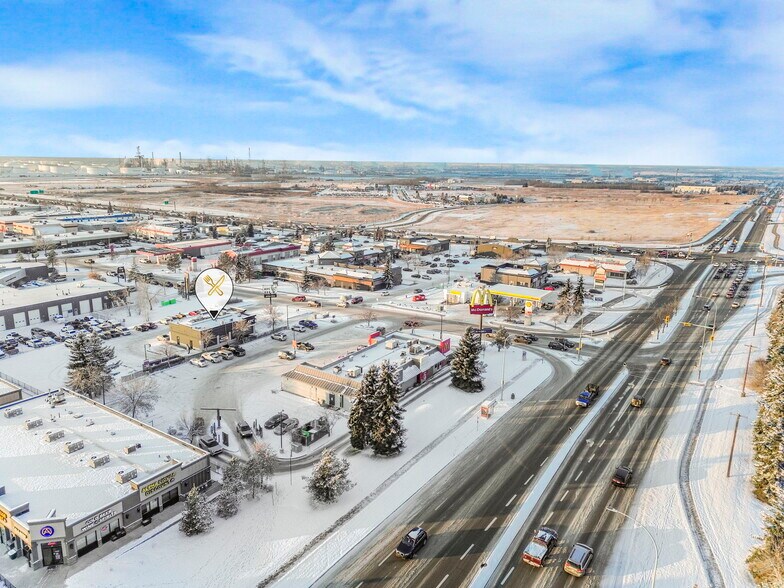 More Photos Of 51 Kaska Rd, Sherwood Park Fast Food For Sale