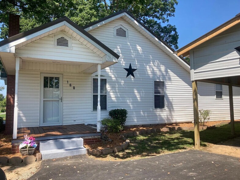 More Photos Of , Lexington Specialty For Sale