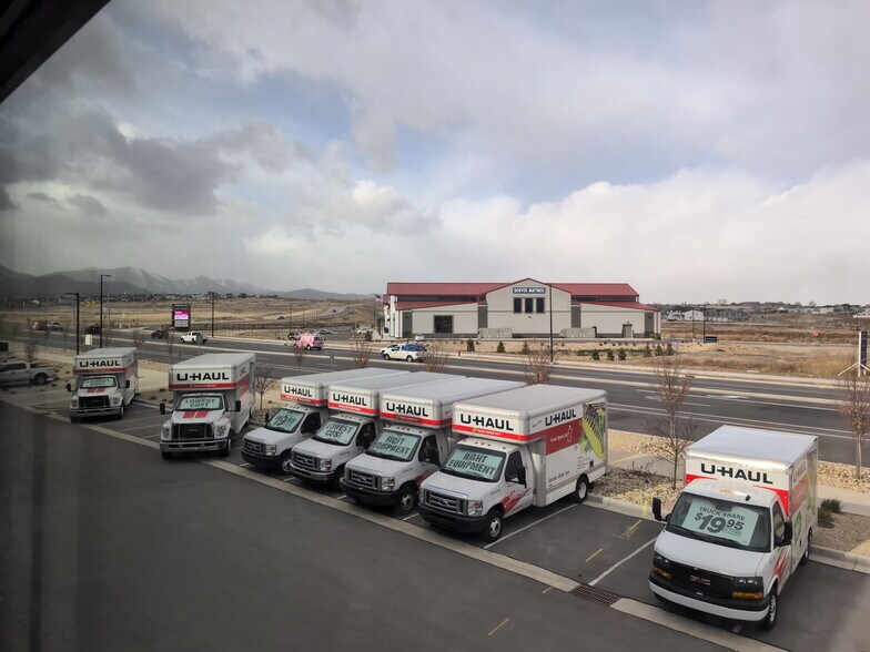 More Photos Of 5879 W 7800 S, West Jordan Office For Lease