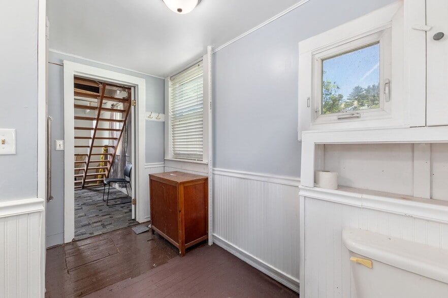 More Photos Of 13 Leonard St, Gansevoort Religious Facility For Sale