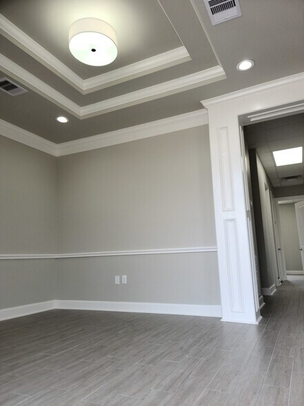 More Photos Of 26717 Westheimer Pky, Katy Medical For Sale