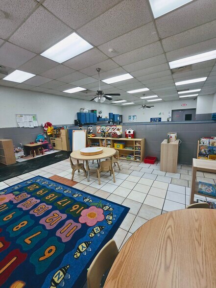 More Photos Of 1911-1913 W Gore Blvd, Lawton Daycare Center For Sale
