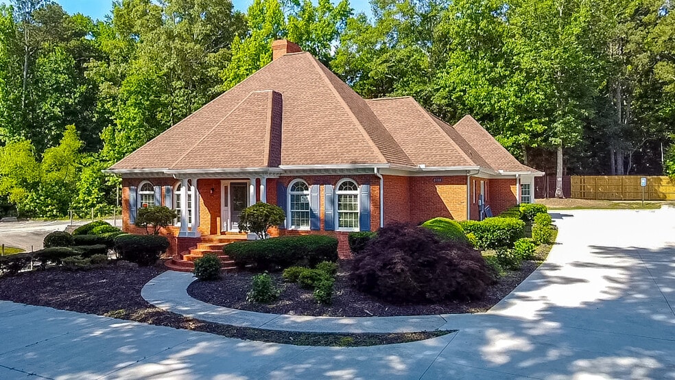 More Photos Of 2100 Gravel Springs Rd, Buford Medical For Sale