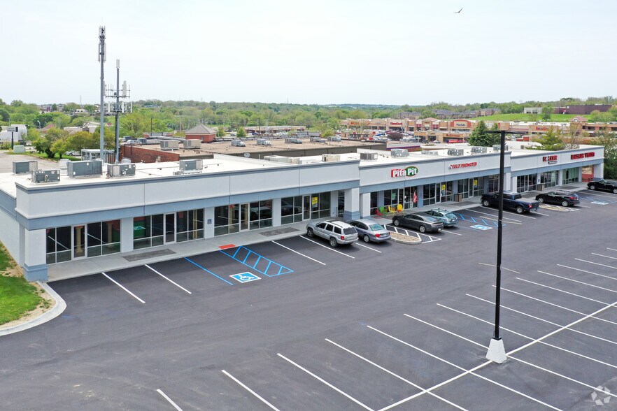 More Photos Of 2505-2545 S 132nd St, Omaha Storefront For Lease