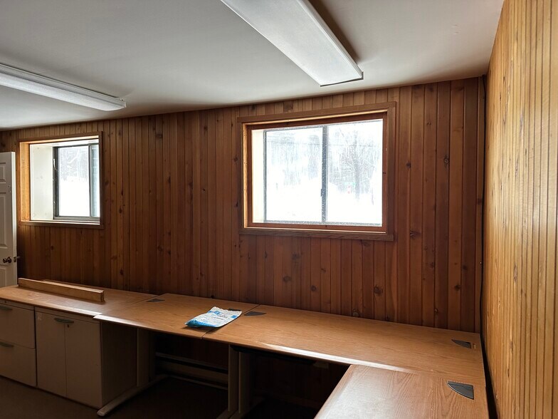 More Photos Of 175 North St, Goshen Office For Lease