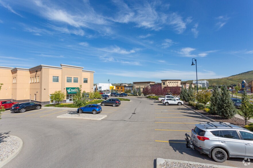 More Photos Of 100 Grand Blvd, Cochrane Medical For Lease