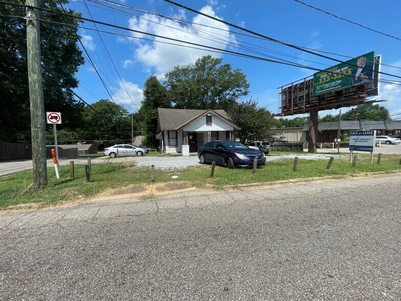 More Photos Of 1480 Ann St, Montgomery Office For Lease