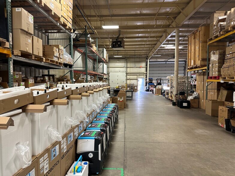 More Photos Of 101 E Roosevelt Ave, Zeeland Manufacturing For Lease