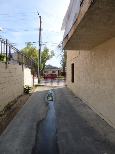 More Photos Of 839 N Summit Ave, Pasadena Apartments For Sale