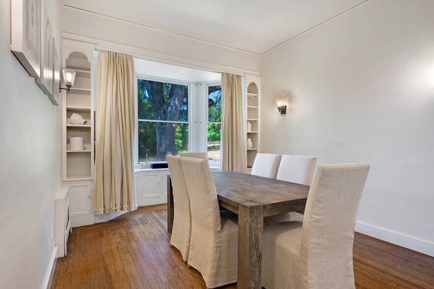 More Photos Of 125 Cristo Ln, Santa Rosa Specialty For Sale