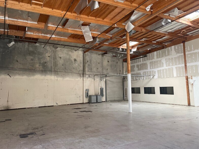 More Photos Of 3 Whatney, Irvine Research And Development For Sale