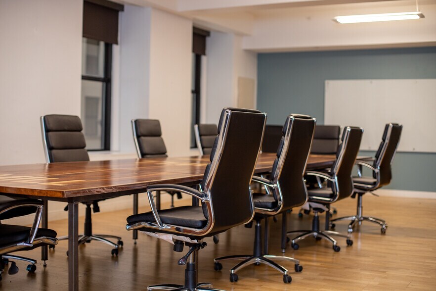 More Photos Of 221 W 10th St, Wilmington Coworking Space