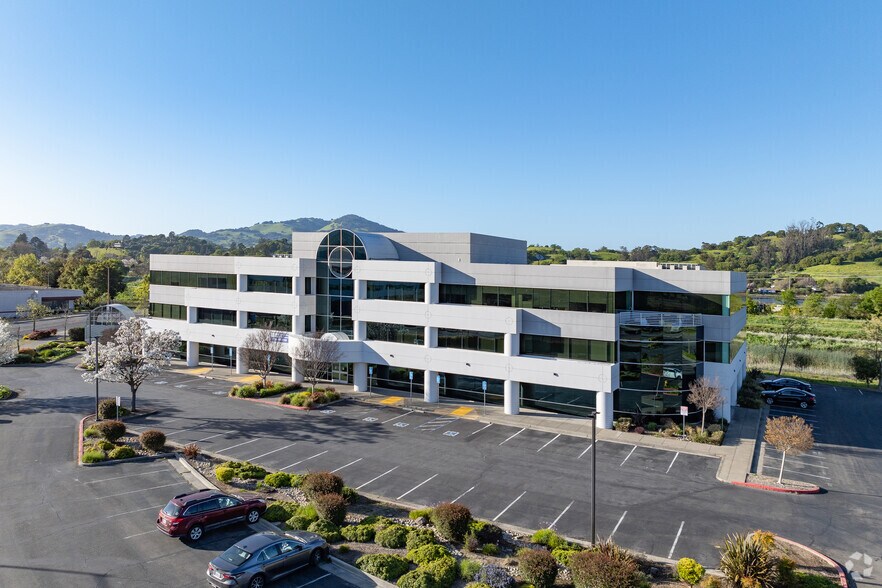 More Photos Of 88 Rowland Way, Novato Medical For Lease
