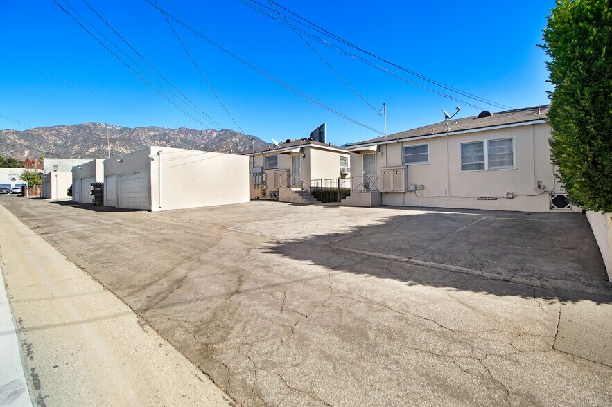 More Photos Of 2003 Lake Ave, Altadena Apartments For Sale