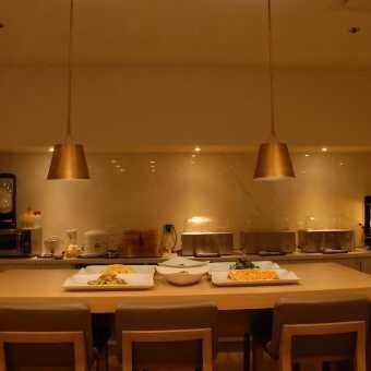 More Photos Of 123 S Lincoln Ave, Monterey Park Hotel For Lease