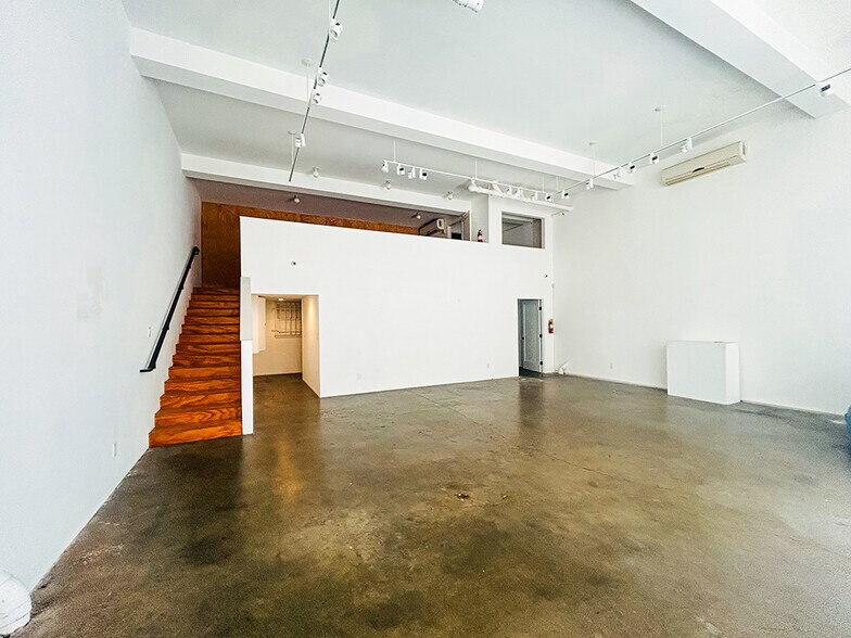 More Photos Of 978 Chung King Rd, Los Angeles Loft Creative Space For Sale