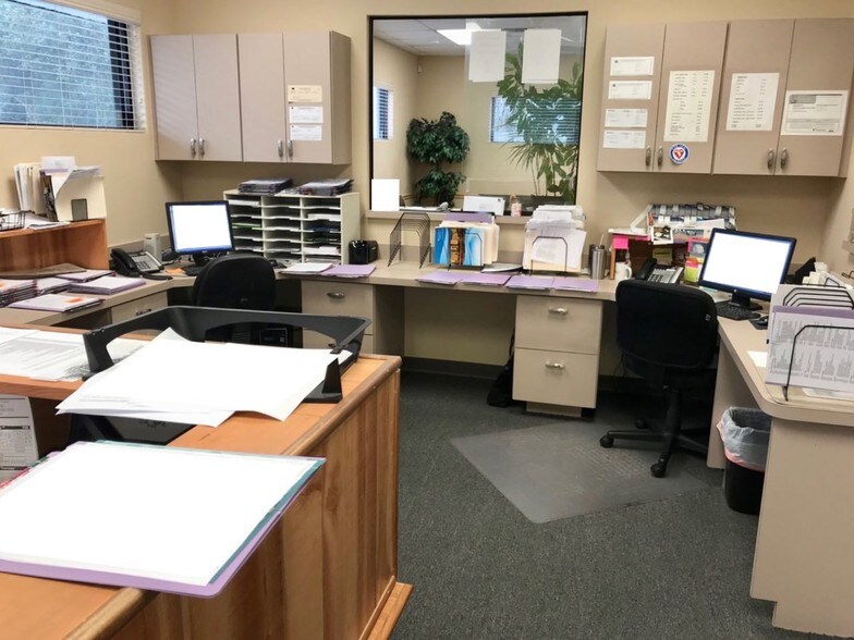 More Photos Of 305 S Childs St, Leesburg Medical For Sale