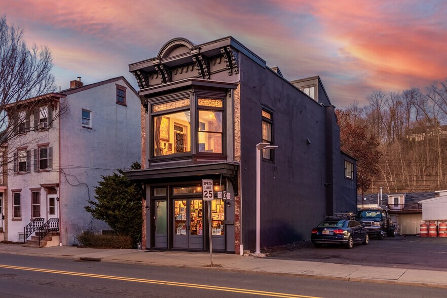 More Photos Of 12 N Main St, Lambertville Storefront Retail Office For Sale