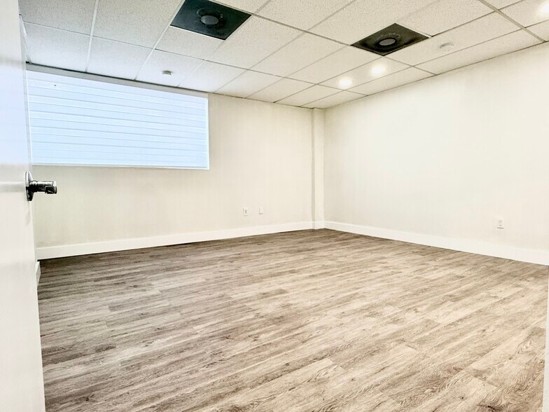 More Photos Of 7311 NW 12th St, Miami Light Distribution For Lease