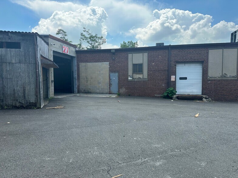 More Photos Of 27 Montgomery St, Hillside Manufacturing For Sale