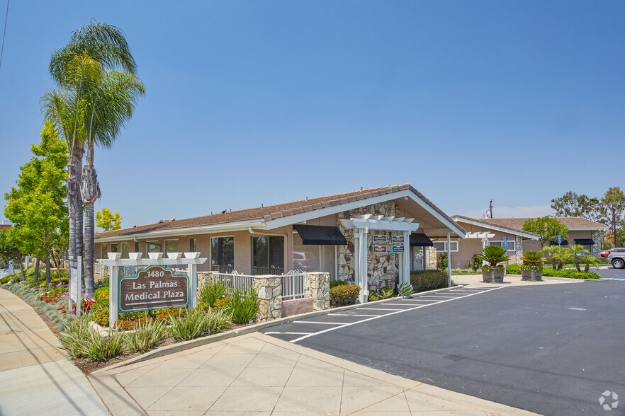 More Photos Of 1480 S Harbor Blvd, La Habra Medical For Lease