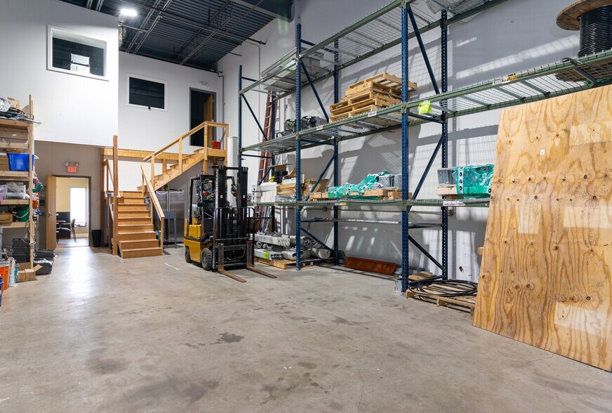 More Photos Of 17 Route 125, Kingston Office For Sale