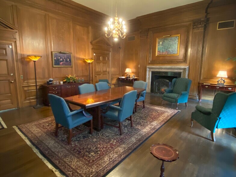 More Photos Of 311 Alexander St, Rochester Office For Lease