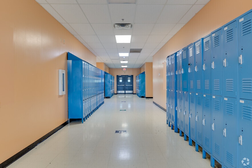 More Photos Of 280 S Memorial Dr, Tulsa Schools For Sale