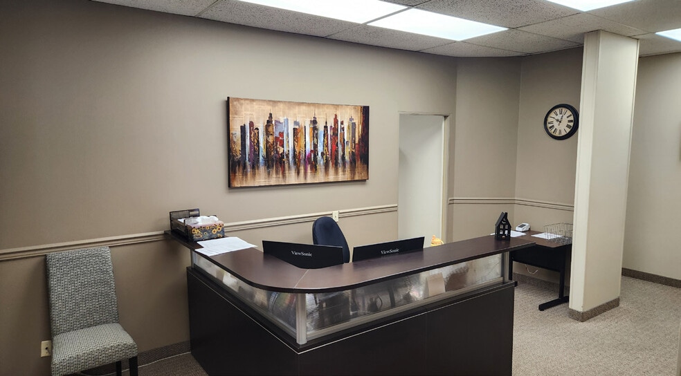 More Photos Of 20316 56th Ave, Langley Office For Lease