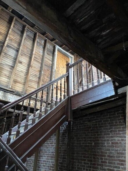 More Photos Of 2869 W 17th St, Brooklyn Apartments For Sale
