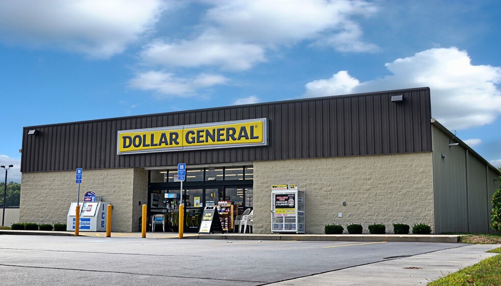 More Photos Of 3050 Highway 66 S, Rogersville Freestanding For Sale