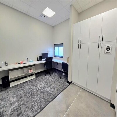 More Photos Of 3315 John F Kennedy Rd, Dubuque General Retail For Lease