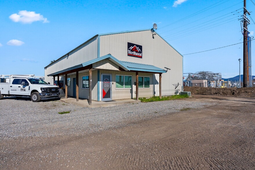 More Photos Of 11445 N Reed Rd, Hayden Warehouse For Lease