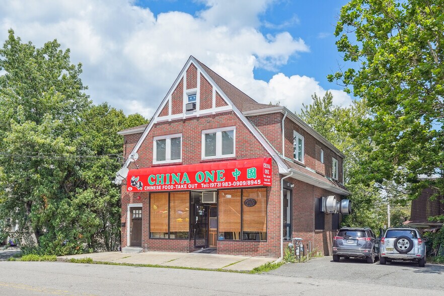 More Photos Of 4 Station rd, Denville Storefront Retail Residential For Sale