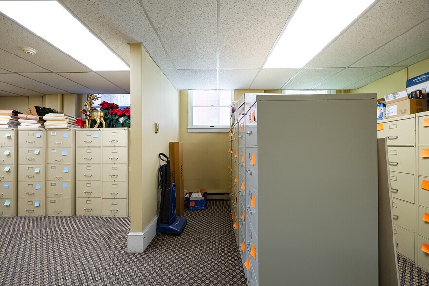 More Photos Of 9 Cannon St, Poughkeepsie Office For Sale