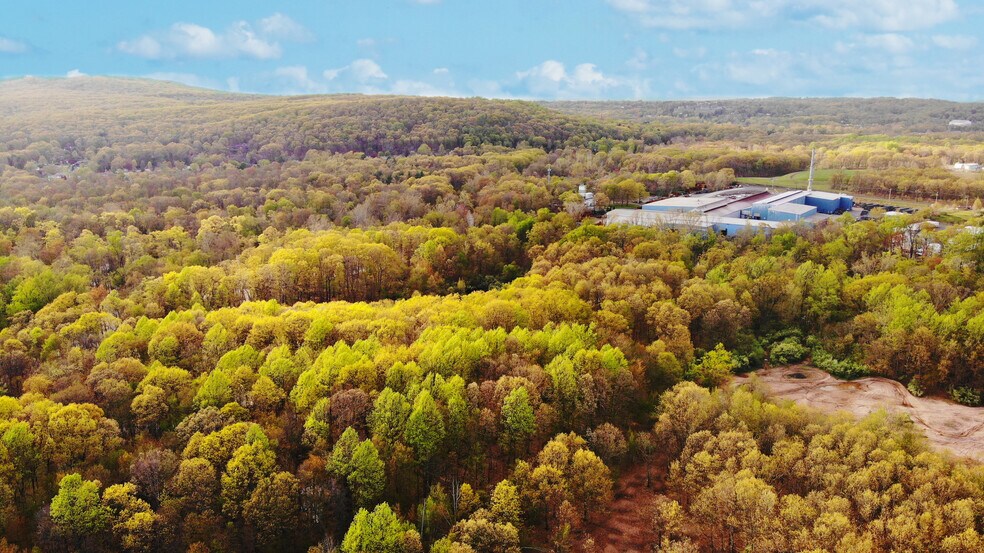 More Photos Of 100-150 Dodge Ave, North Haven Land For Sale