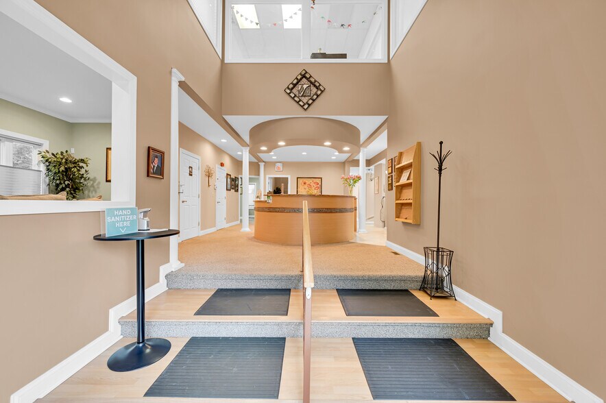 More Photos Of 21 Orchard St, Denville Medical For Lease