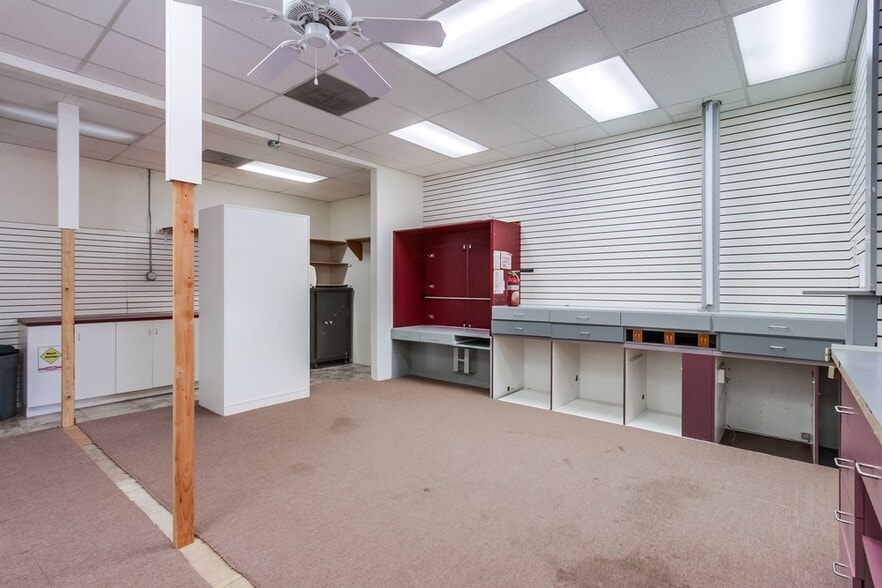 More Photos Of 343 E Alvarado St, Fallbrook Freestanding For Sale