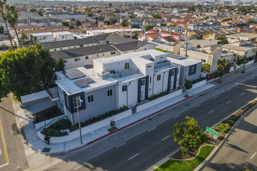 Primary Photo Of 2707 Ruhland Ave, Redondo Beach Multifamily For Sale