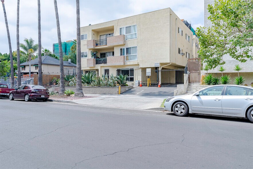 More Photos Of 741 S Hobart Blvd, Los Angeles Apartments For Sale